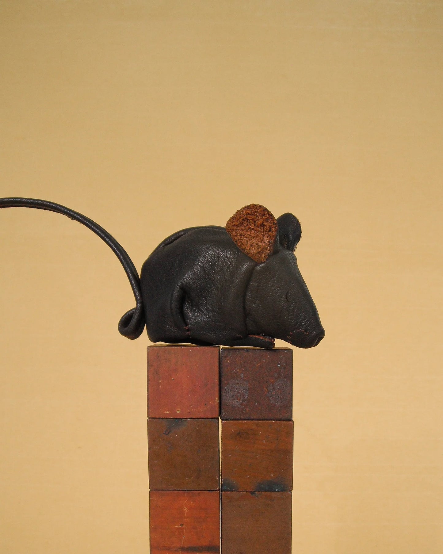 Deermouse Airtag Holder - Chocolate