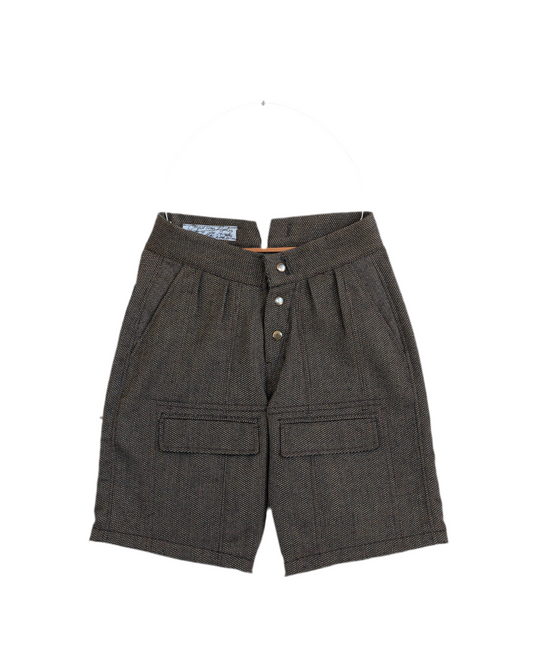 Buckle Back Shorts 02