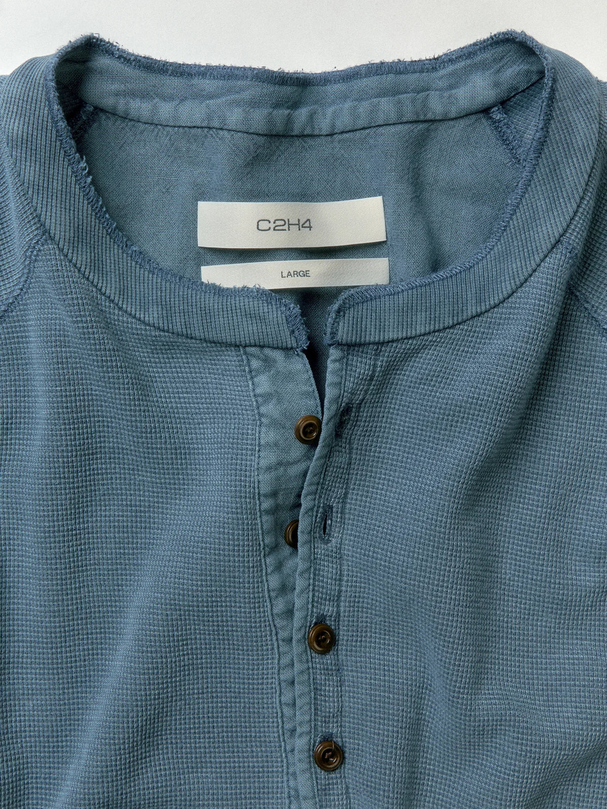 Moccasin Memory Textured Henley — Navy