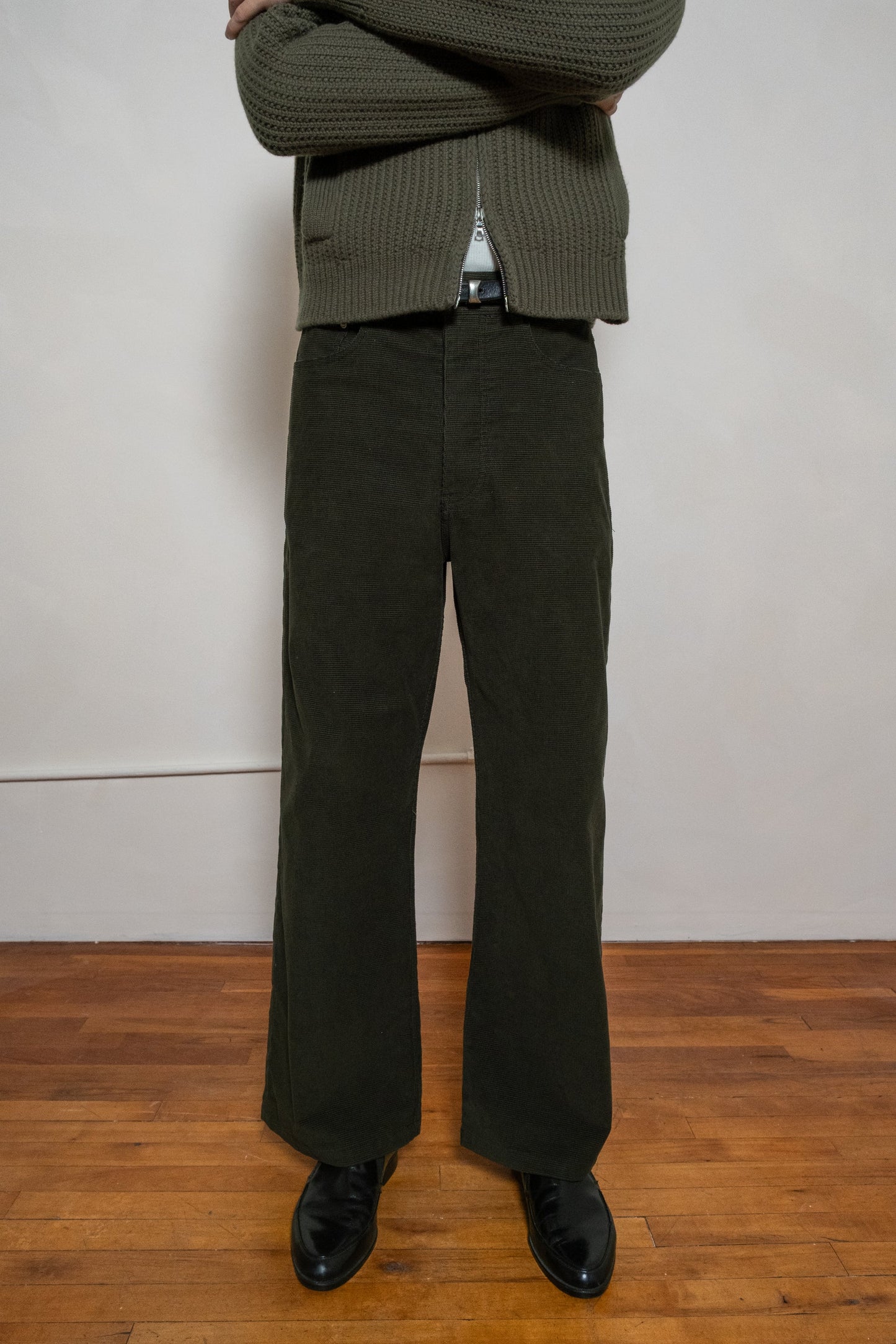 The Deckard Corduroy Pant - Olive Green