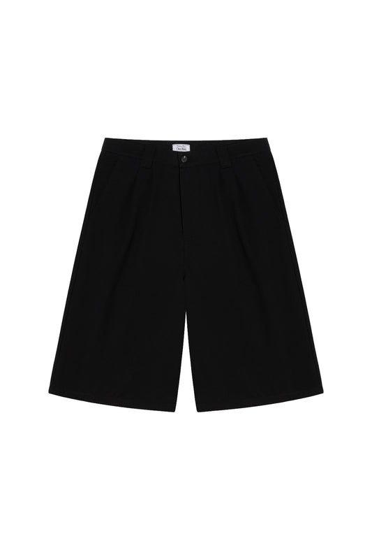 Giant Pleated Shorts - Black