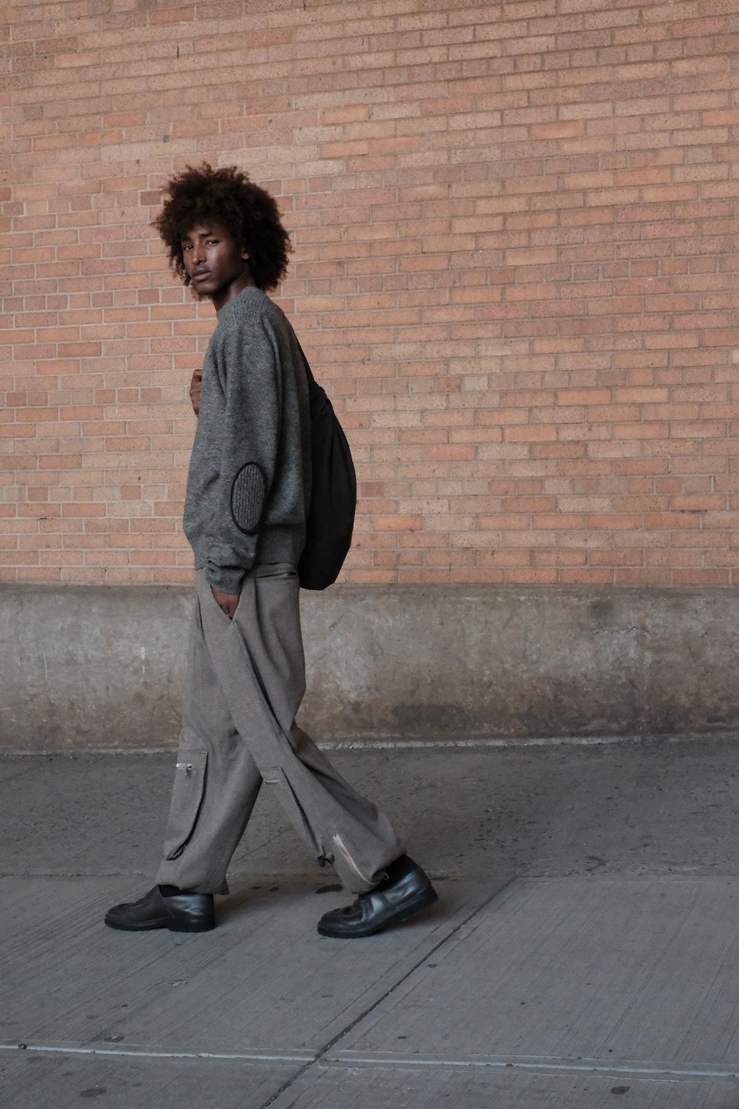 Jasper Cashmere Crewneck — Sandstorm