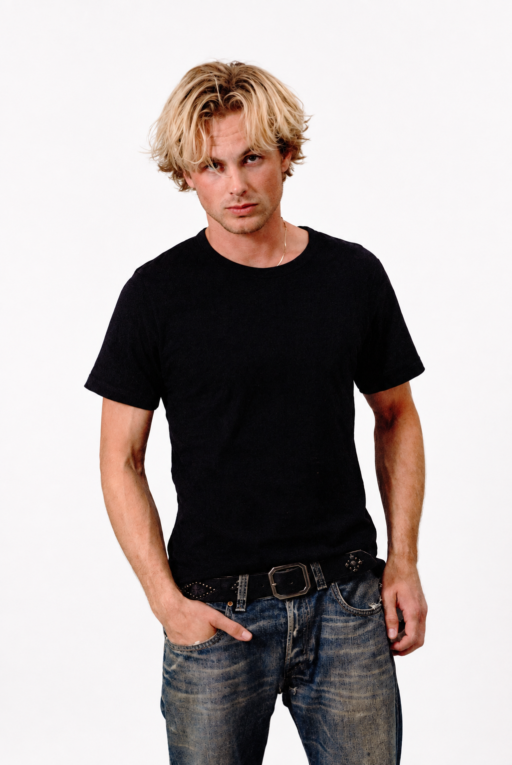 The Mathew T  — Black